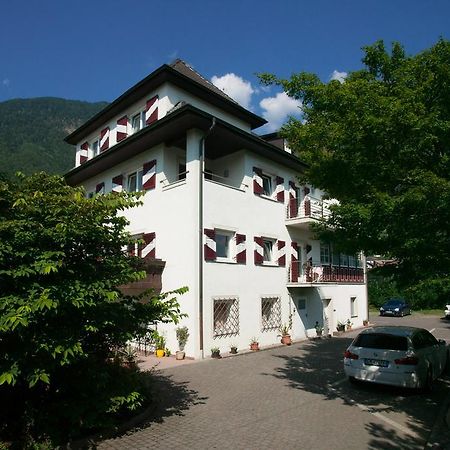 Pension Angergut Cermes Exterior photo