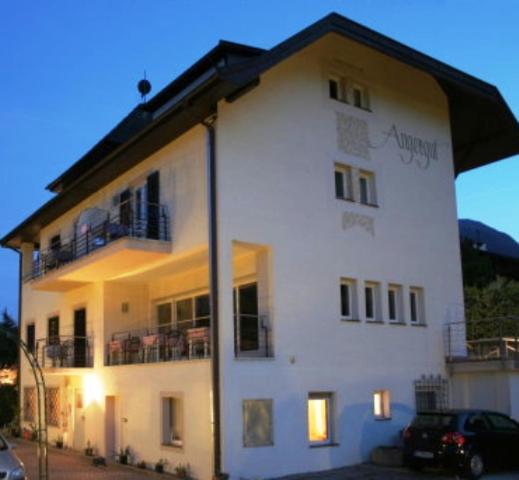 Pension Angergut Cermes Exterior photo